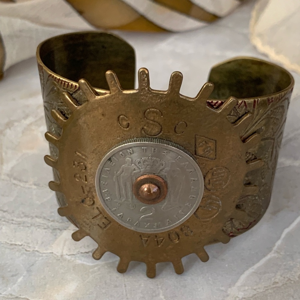 Vintage Brass Gear Cuff Bracelet with Coin Accent - Steampunk